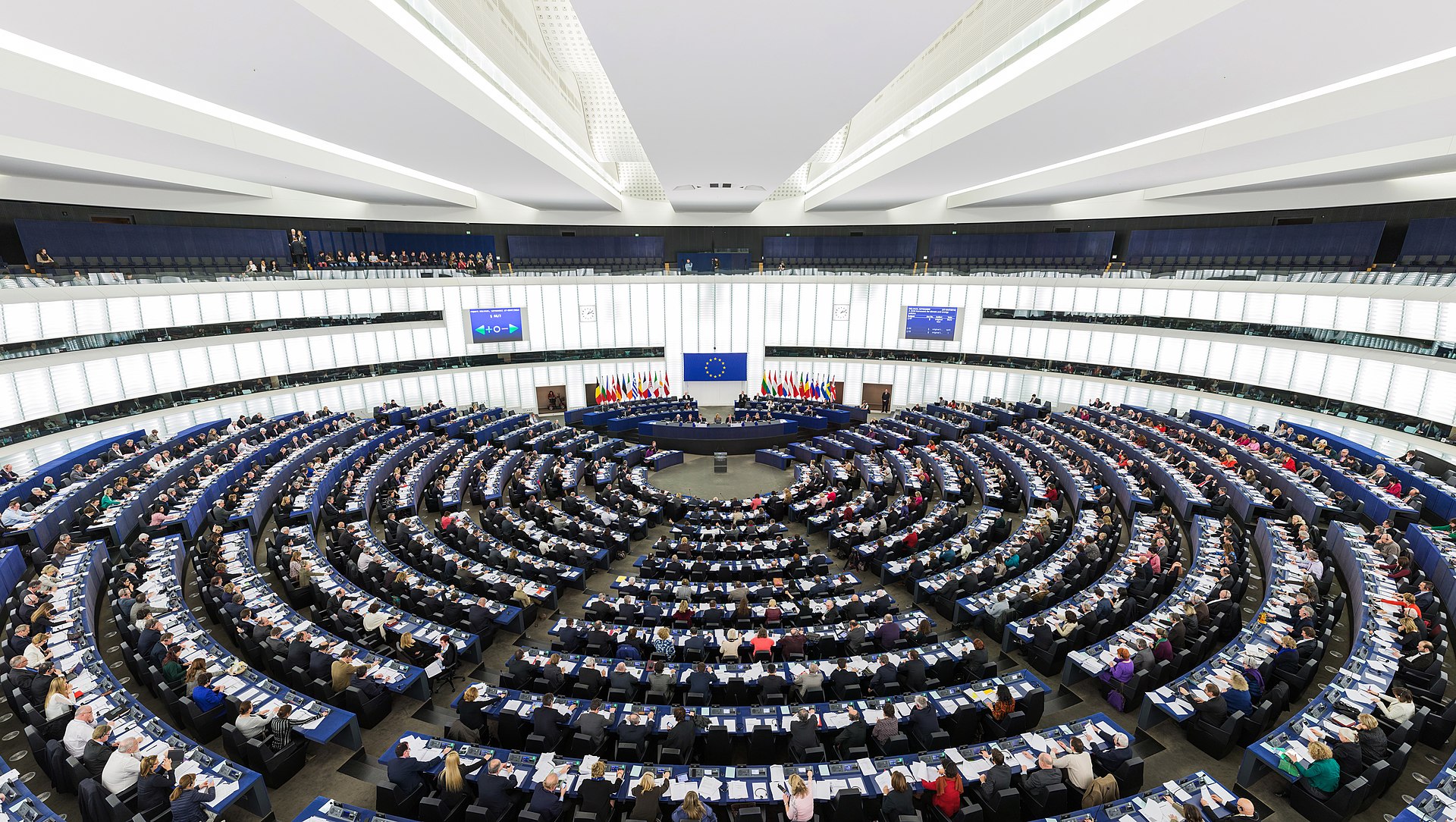 Protecția fermierilor europeni, prioritate pentru Parlamentul European